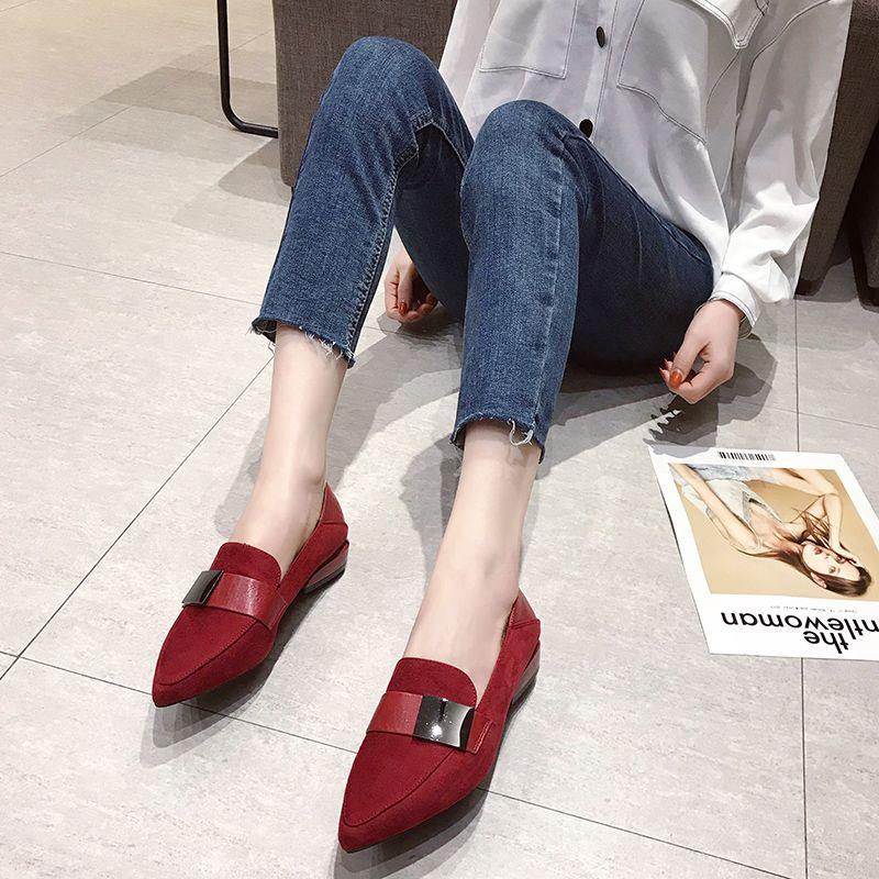 The new Korean suede shoes in spring, ins, wear black vintage British shoes with pointed heels