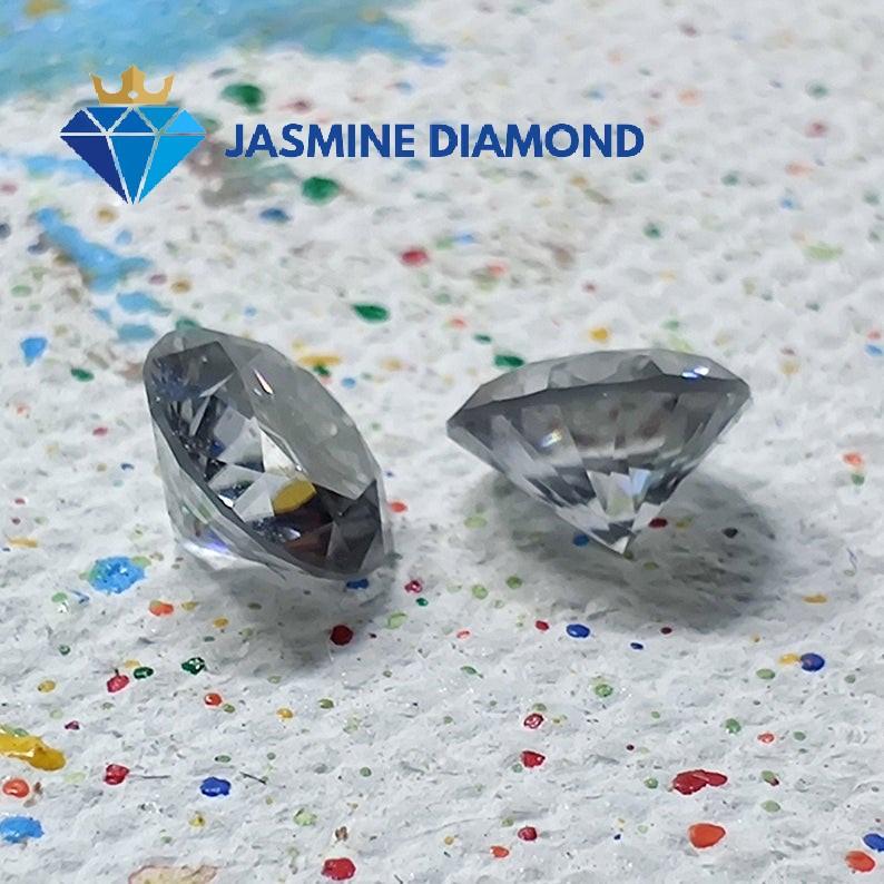 Kim cương nhân tạo Mỹ Moissanite giác cắt tròn màu xám