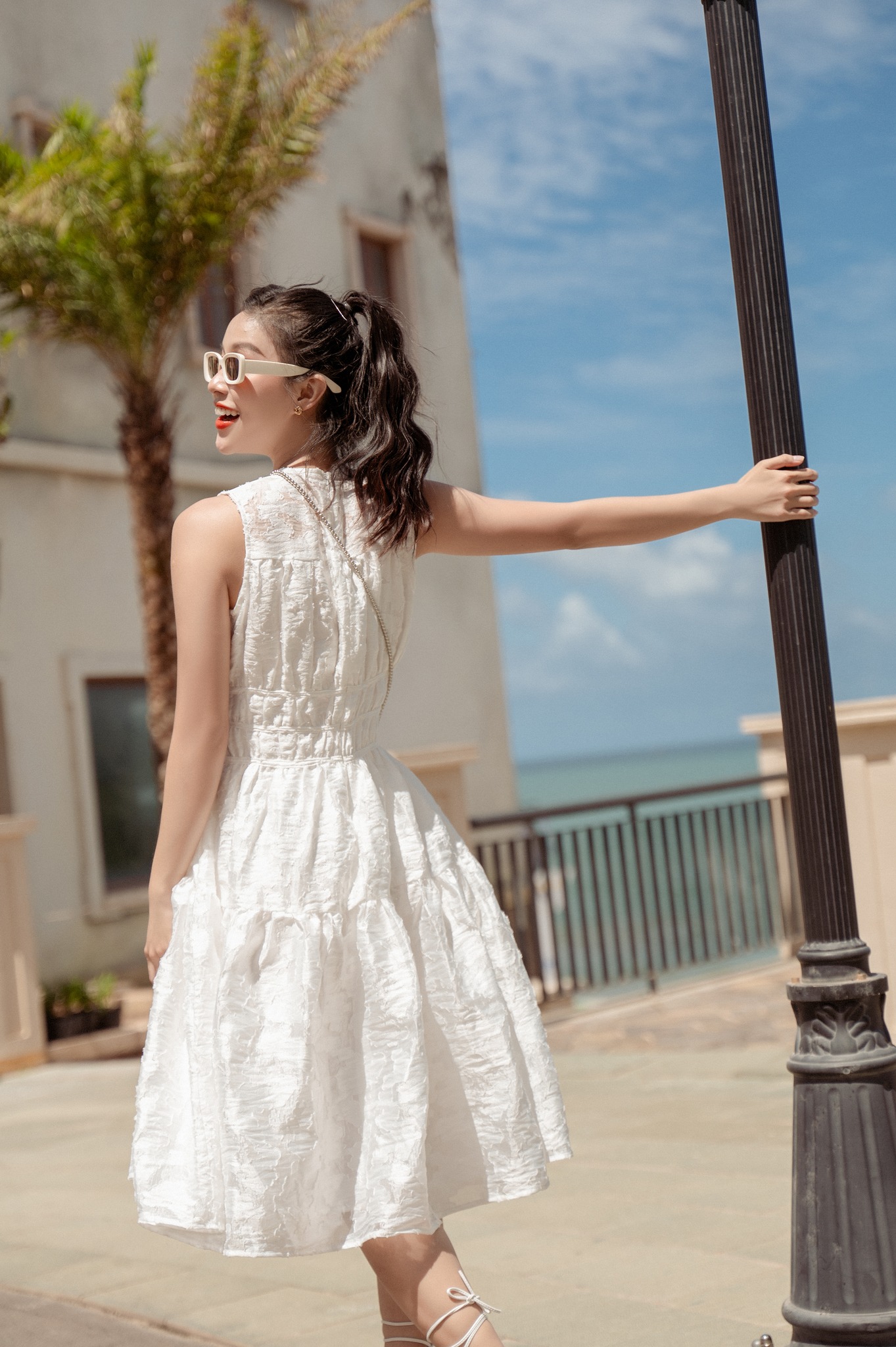 OLV - Đầm White Flowers Dress