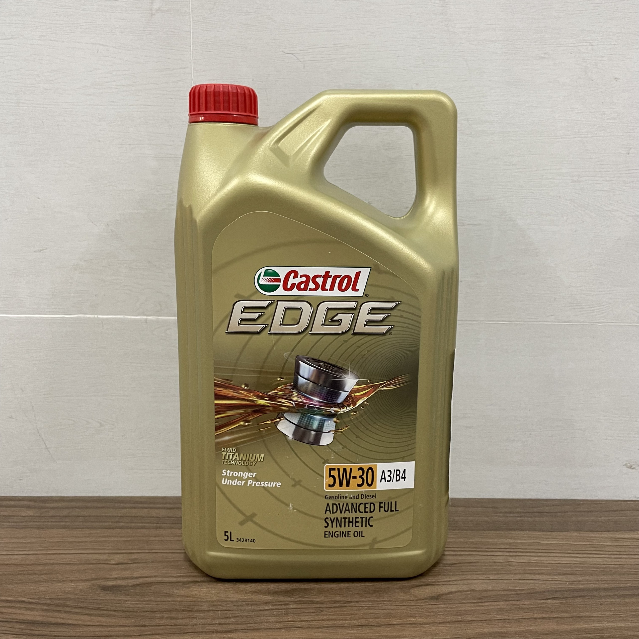 Dầu nhớt tổng hợp ô tô CASTROL EDGE 5W30 API SN/CF. ACEA A3/B4 5L