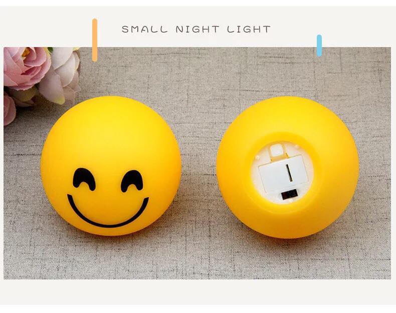 Đèn LED mặt cười cảm xúc ngẫu nhiên