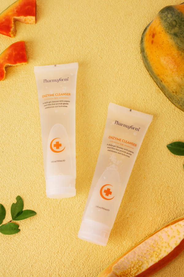 Sữa rửa mặt Pharmaform Enzyme Cleanser Gel 150ml