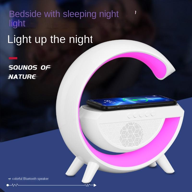 2023 LED mới LED RGB Đèn ánh sáng đêm Đèn báo thức kỹ thuật số Người loa không dây Sạc không dây Trang trí phòng ngủ Color: White US