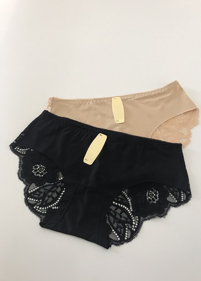 Set 2 quần lót nữ đúc su phối ren hoa mềm mịn