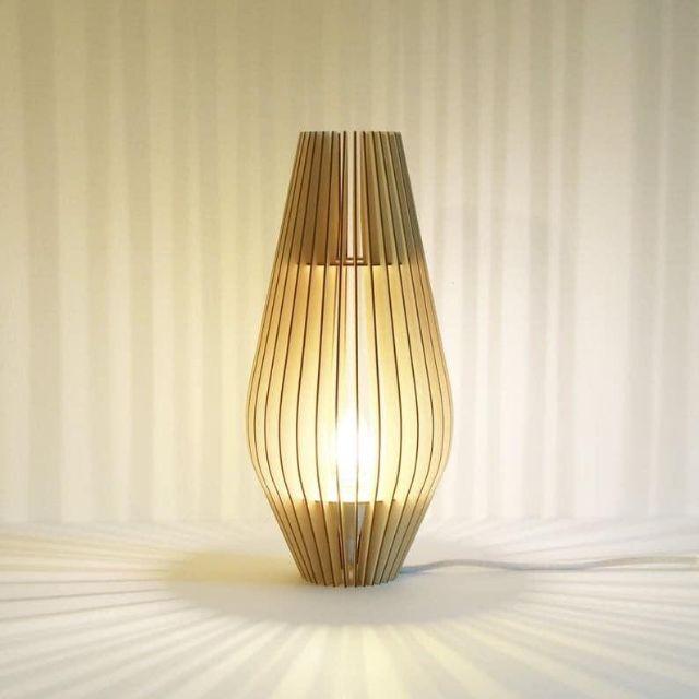 Đèn gỗ để bàn