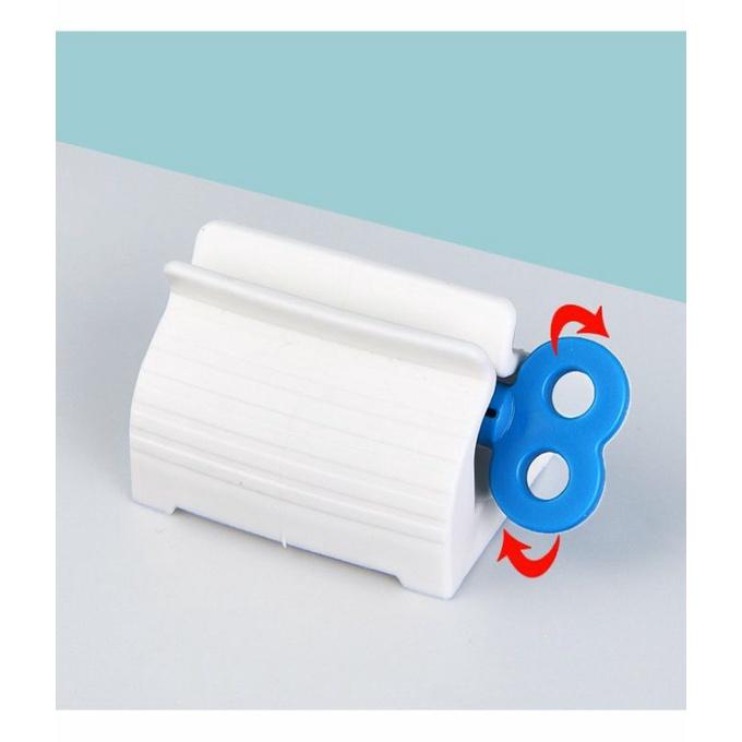 Dụng cụ nặn kem đánh răng thông minh