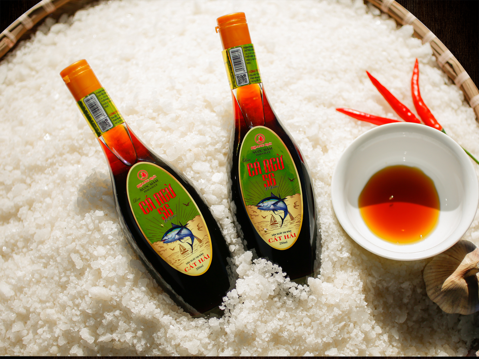 Nước Mắm Truyền Thống Cát Hải - Quang Hải, loại Cá Ngừ 56ºN, chai 250ml