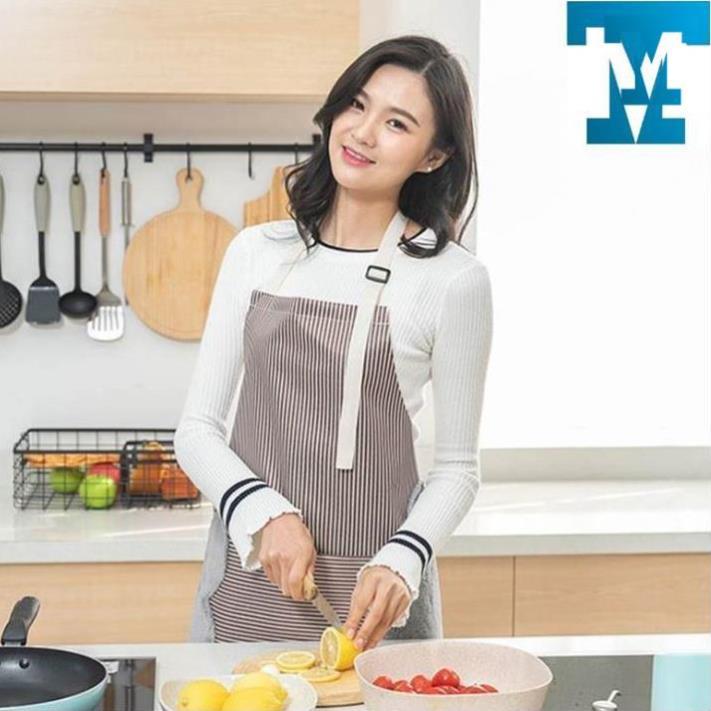 Tạp dề kẻ hoa có khăn lau tay bên hông, tạp dề chống thấm nước