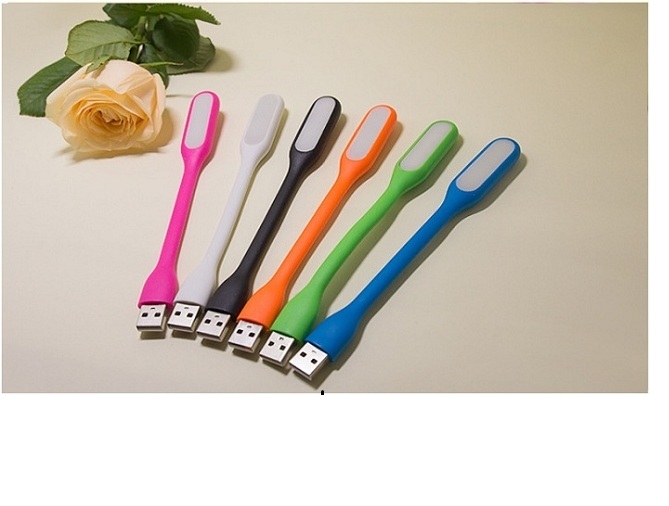 Đèn led mini cắm cổng USB tiện lợi - Giao màu ngẫu nhiên