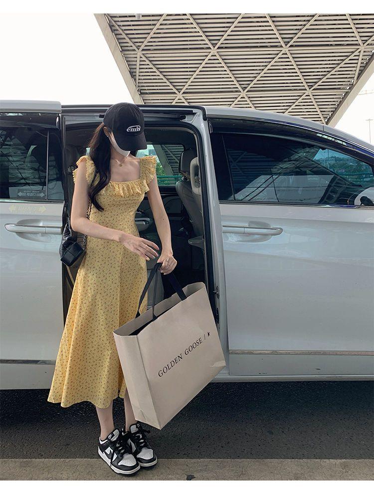 TOBE1SHOP Trà nghỉ kiểu Pháp cổ vuông tay áo nhỏ màu vàng hoa đầm nhỏ thắt lưng lộ vẻ gầy mùa hè váy dài đến mắt cá chân