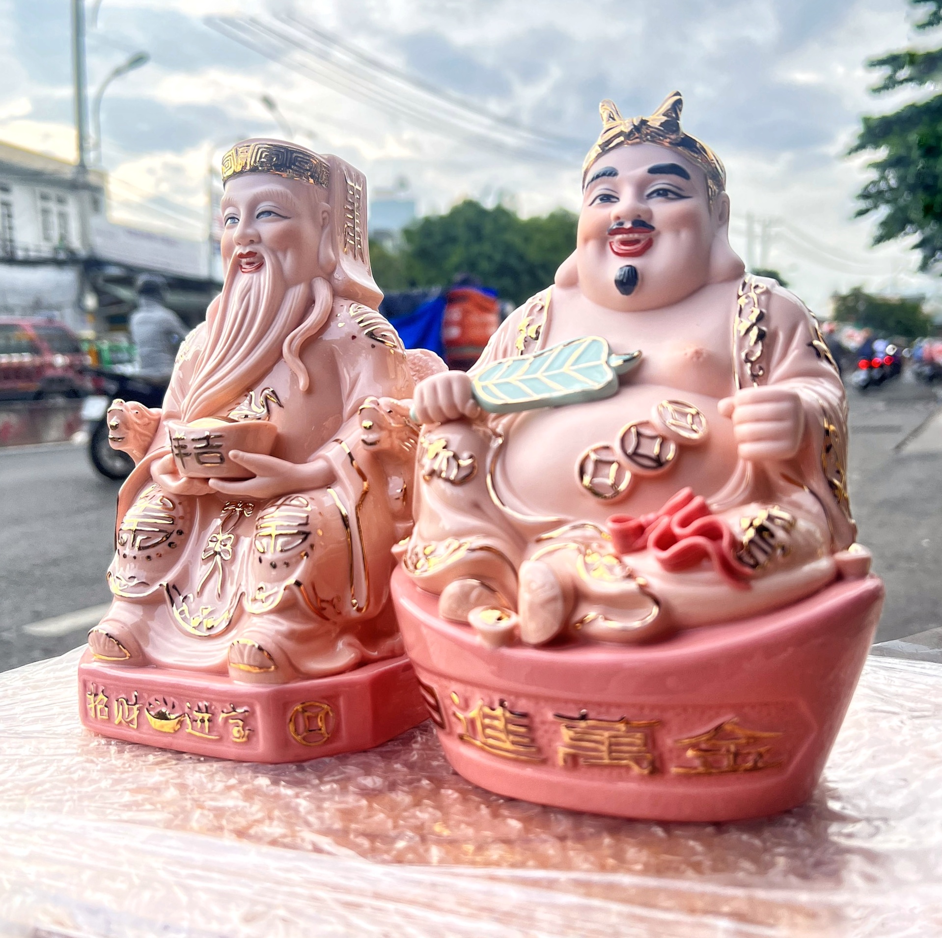Cặp tượng thần tài ông địa sứ Cao cấp Cao 18cm – Màu Đỏ