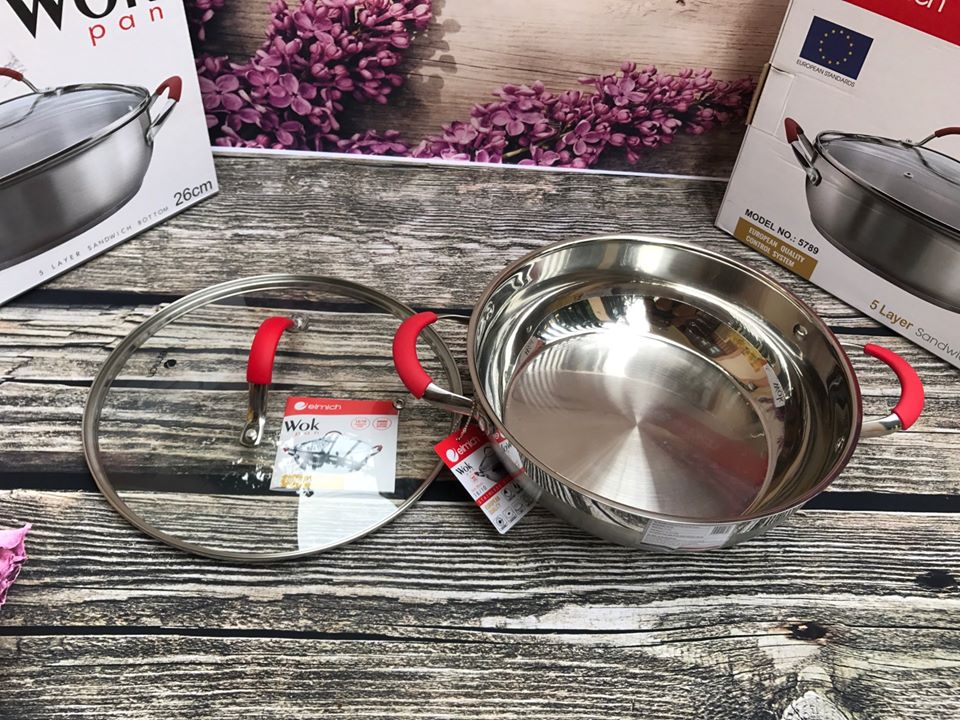 Nồi Inox 304 Elmich EL-5789 size 28cm 2 quai bọc silicone chống nóng, vung kính cường lực, đáy từ 5 lớp xuất xứ CH Séc - Hàng chính hãng
