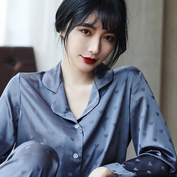 Đồ Bộ Nữ - Đồ Mặc Nhà Dài Tay Vải Lụa Cao Cấp Màu Trơn Xanh và Hồng In Họa Tiết Tim DDLP09