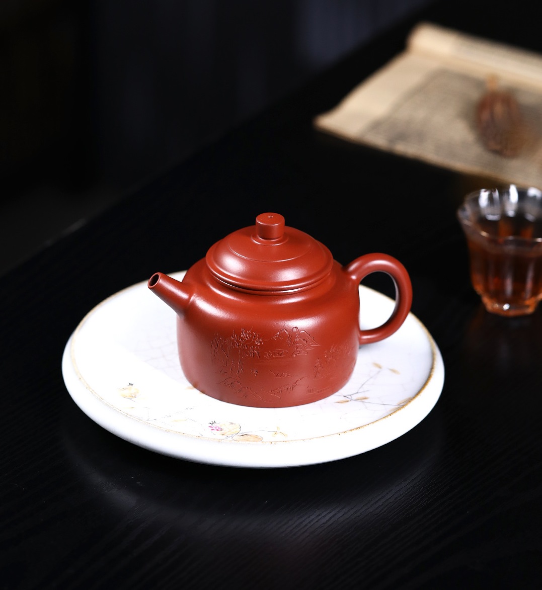 Ấm Tử Sa Nghi Hưng Đức Chung Sơn Thủy 240 ml