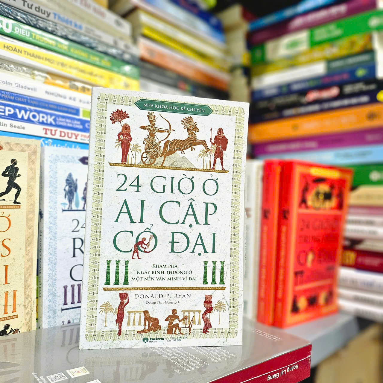 NHÀ KHOA HỌC KỂ CHUYỆN - 24 GIỜ Ở AI CẬP CỔ ĐẠI - Donald P. Ryan - Dương Thu Hương dịch – Omega Plus