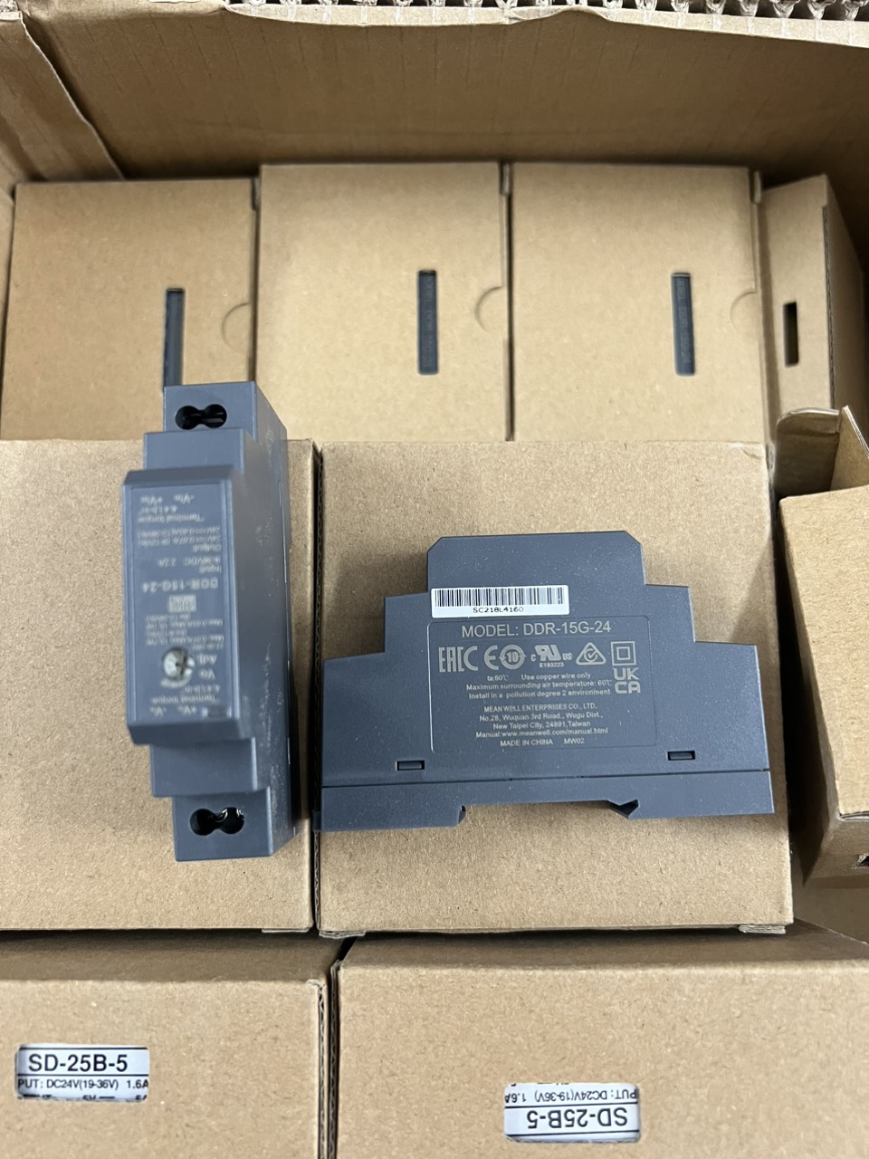 Nguồn Meanwell DDR-15G-24 Hàng nhập khẩu