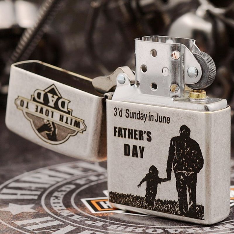 Bật Lửa Zippo Khắc Fathers Love 121FB.Fatherlove