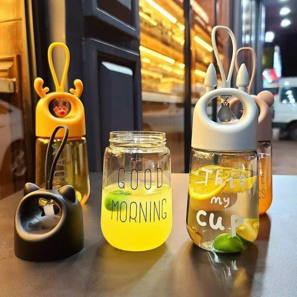 Bình Nhựa Đựng Nước Đi Học 480ml Hình Thú Có Chuông Cho Bé Siêu Cute Có Quai Cầm Tiện Lợi