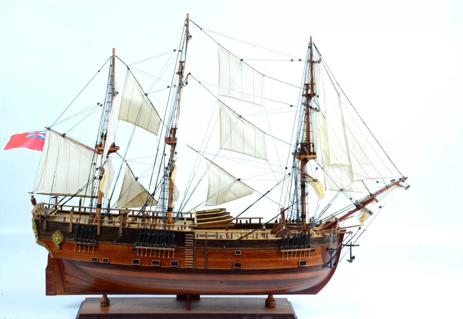 Mô hình thuyền buồm gỗ HMS Endeavour dài 90cm gỗ tự nhiên, lắp ráp sẵn, hàng xuất khẩu