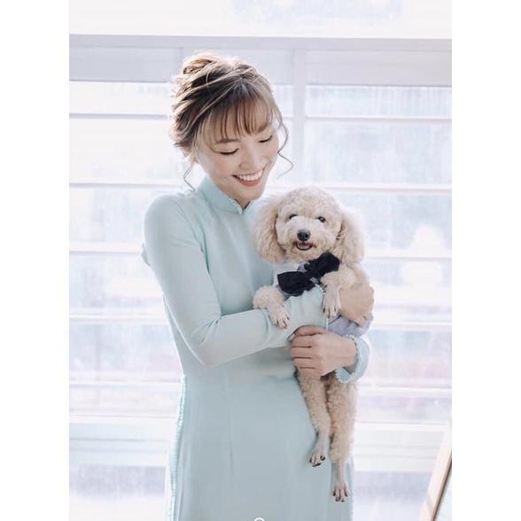 Áo dài 4 tà hội nghị, hỏi cưới viền chuỗi tay và tà