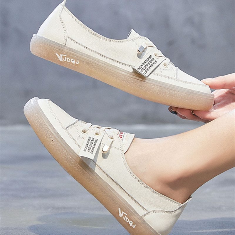 Giày slip on nữ đế cao su dày dặn, mẫu mới cá tính, năng động