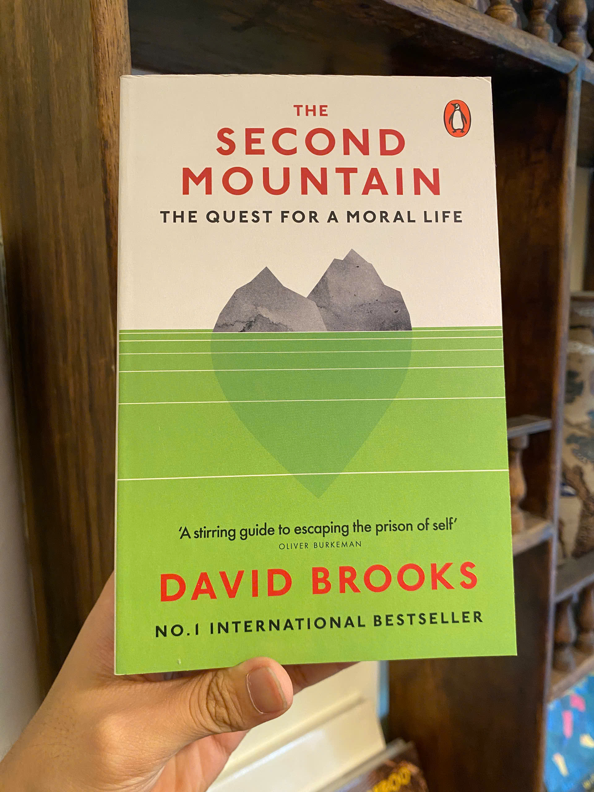 Sách - The Second Mountain by David Brooks | Philosophy / Self Help / Psychology English Book