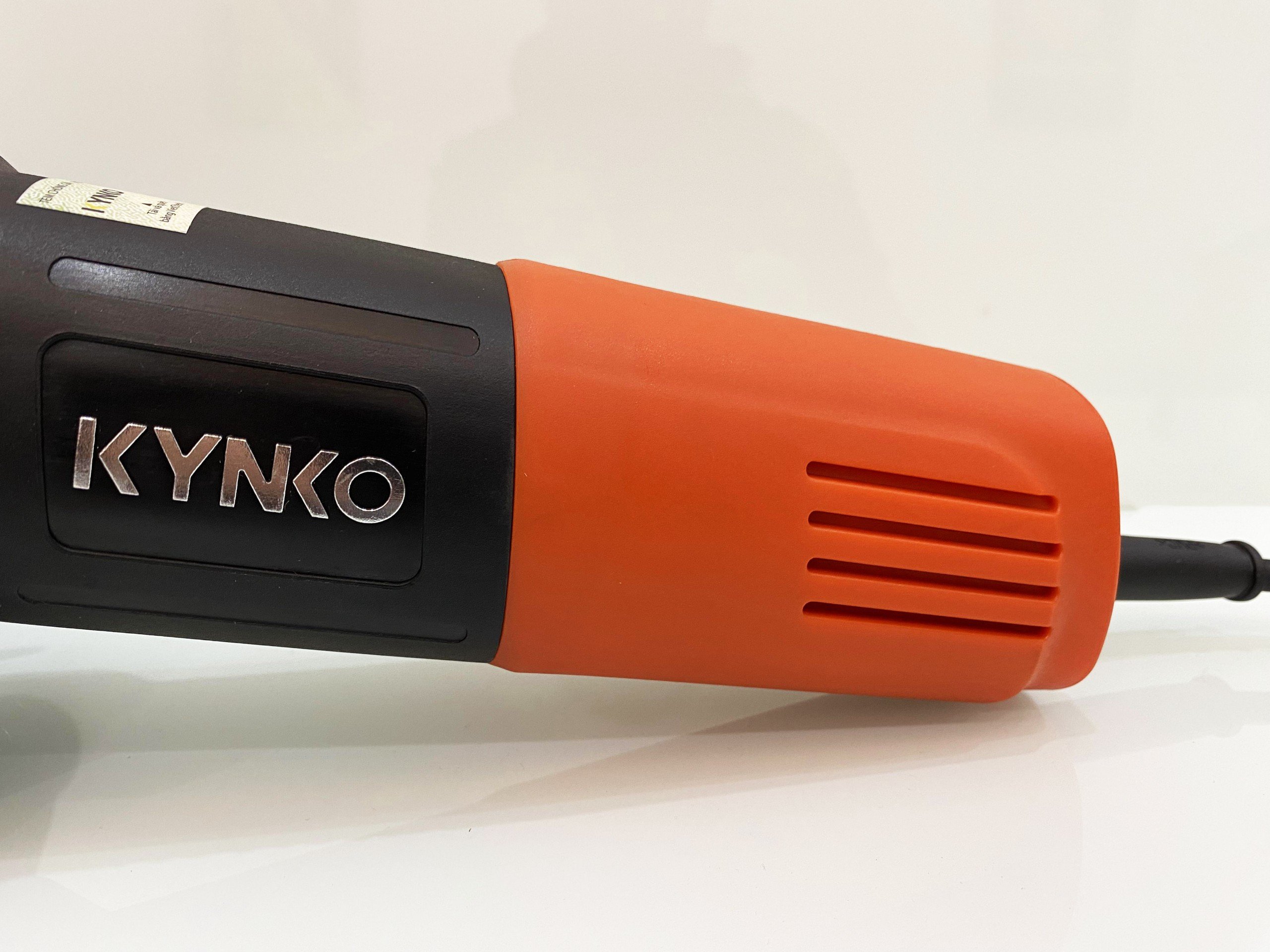 (TẶNG ĐÁ MÀI) Máy mài góc 1 tấc mài góc 100mm Kynko KD57 chính hãng (6571A)