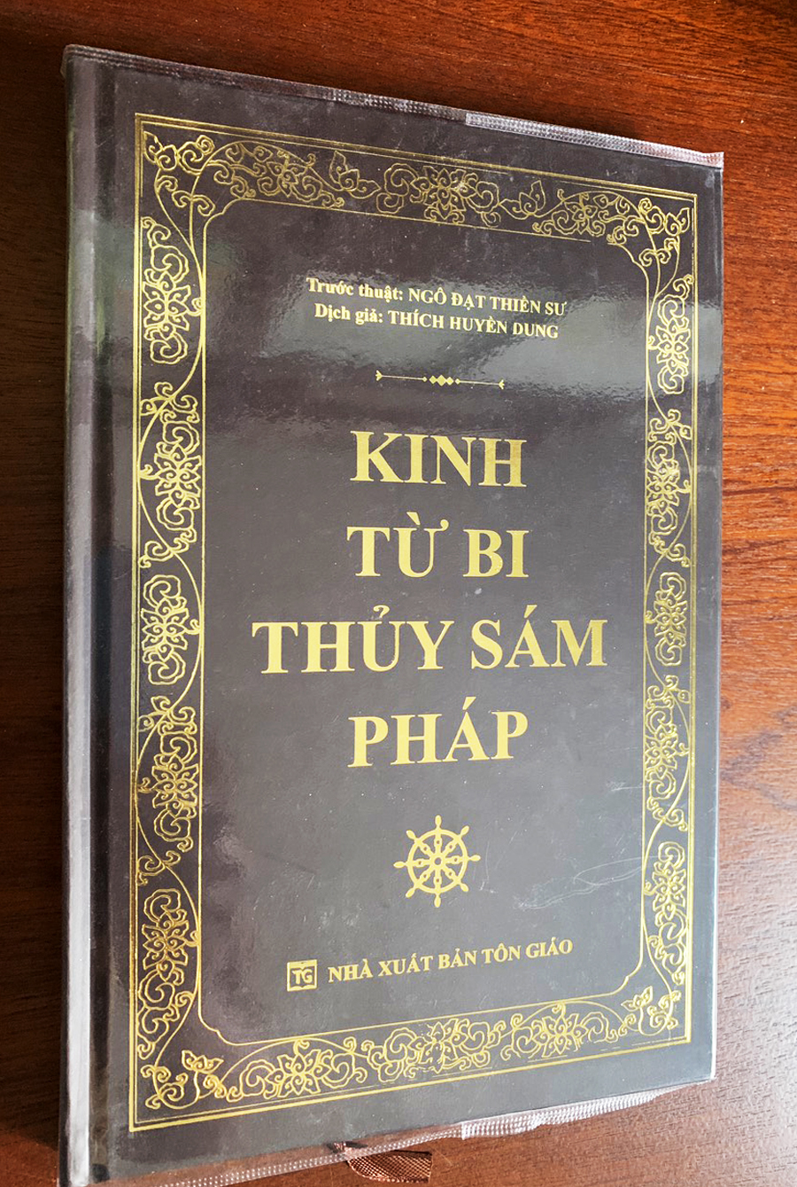 Kinh Từ Bi Thủy Sám Pháp ( bản in cao cấp )