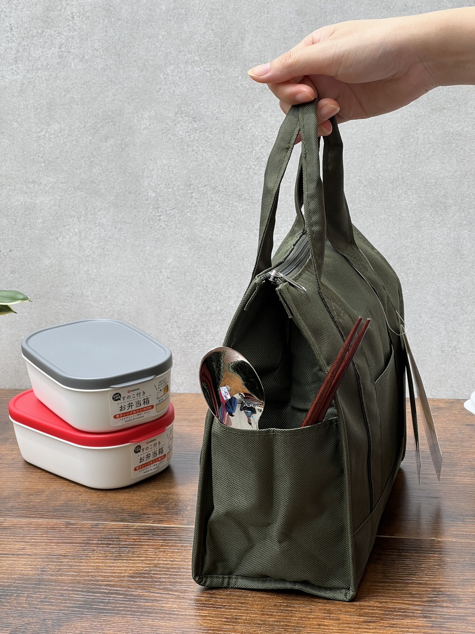 Hộp cơm trưa có vách chia ngăn Nakaya 650m - Hàng Nội Địa Nhật Bản