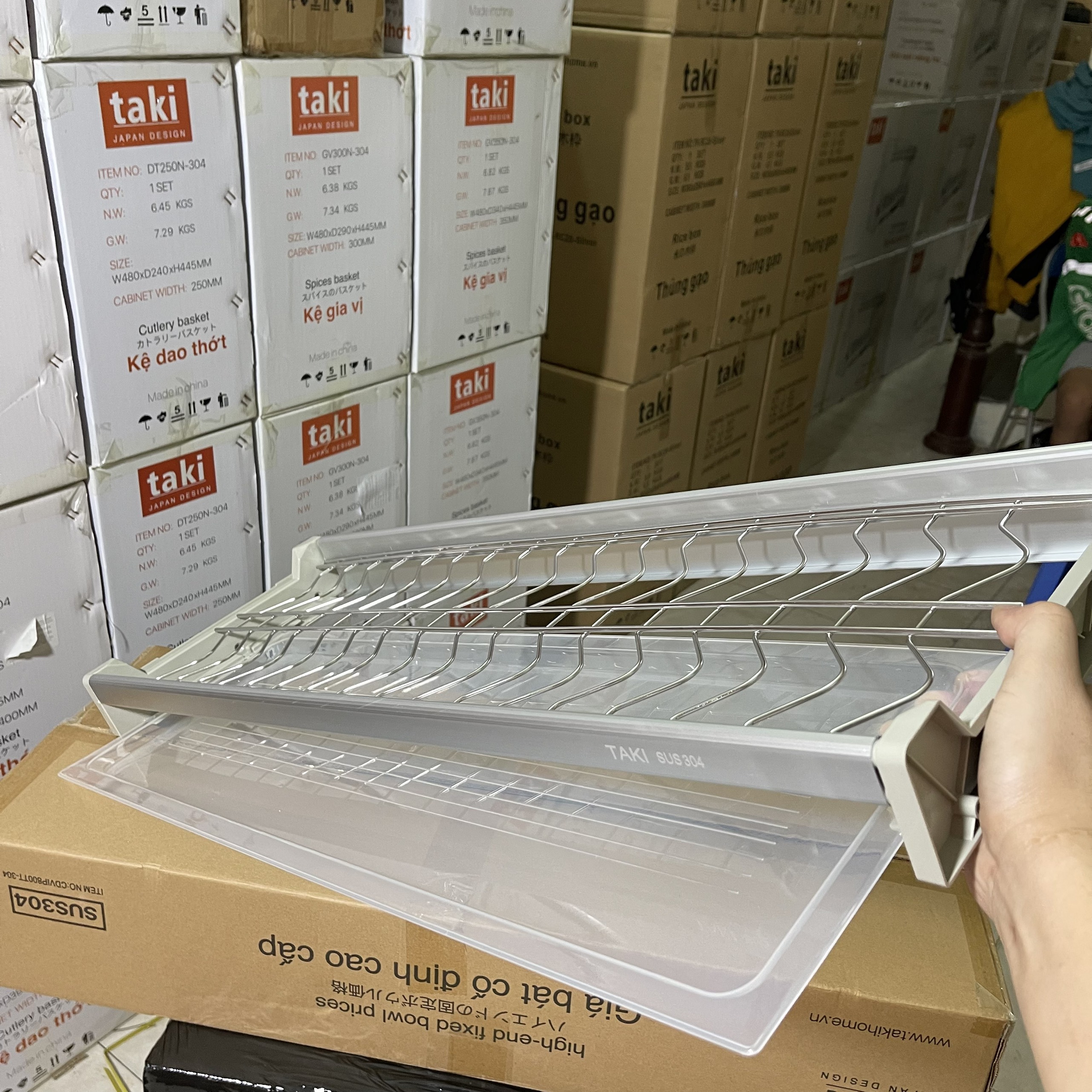 Giá Bát Cố Định TAKI Khung Nhôm 2,3 Tầng INOX Không Gỉ 304 Cao Cấp - Bảo Hành Vĩnh Viễn - Có Thợ Lắp