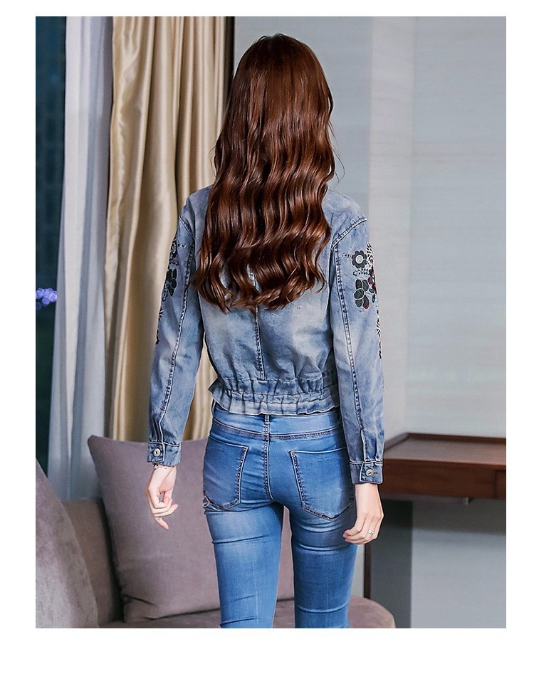 Áo khoác jeans nữ thuê hoa xinh xắn HATI