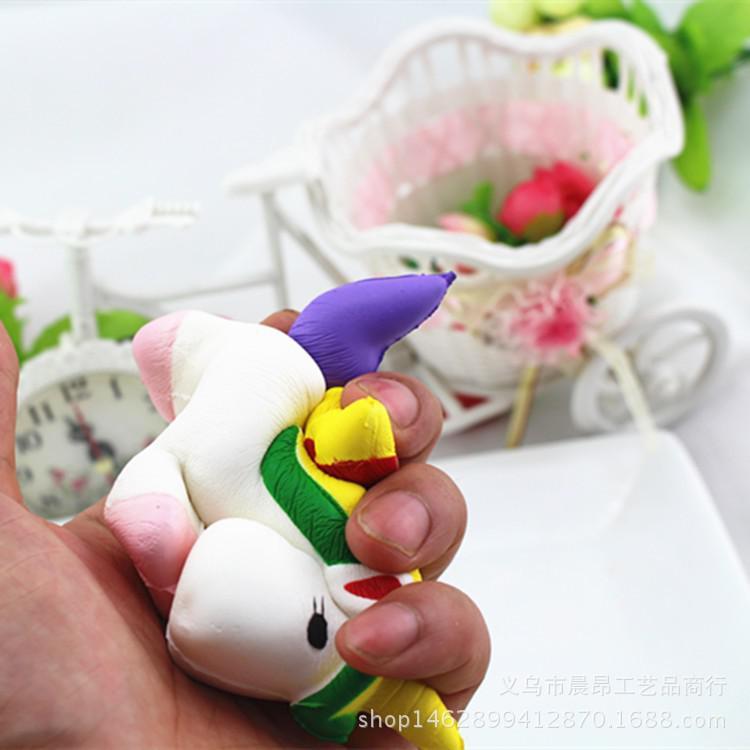 SquiShy NGỰA BAY BAY Siêu rẻ