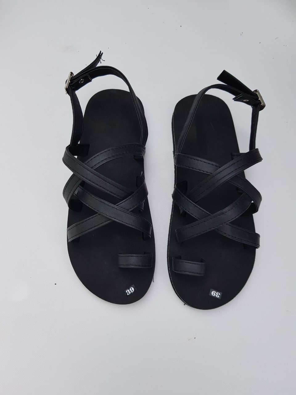 dép sandal nữ ( đế đen quai đen ) size có từ 35 nữ đến 42 nam size khác nhắn tin chọn thêm