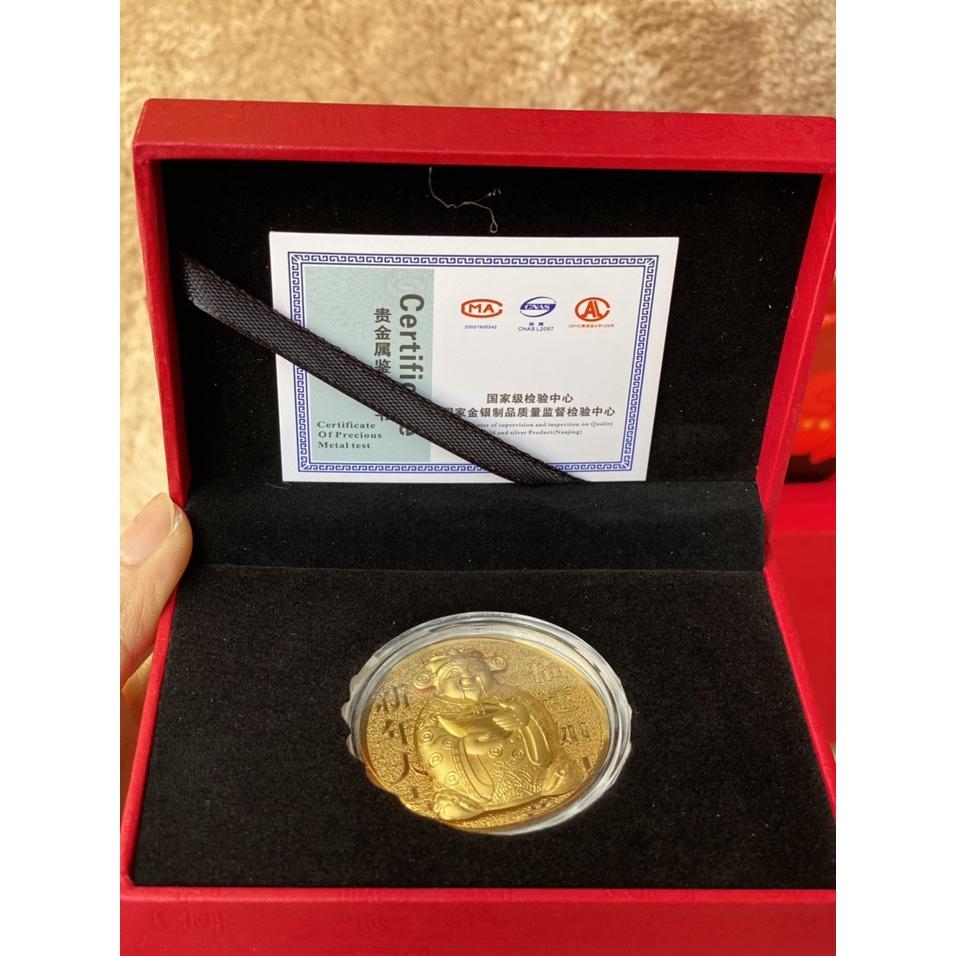 Hộp Đồng Xu Hình Thần Tài Mạ Vàng 24k Tặng Kèm Túi Xách