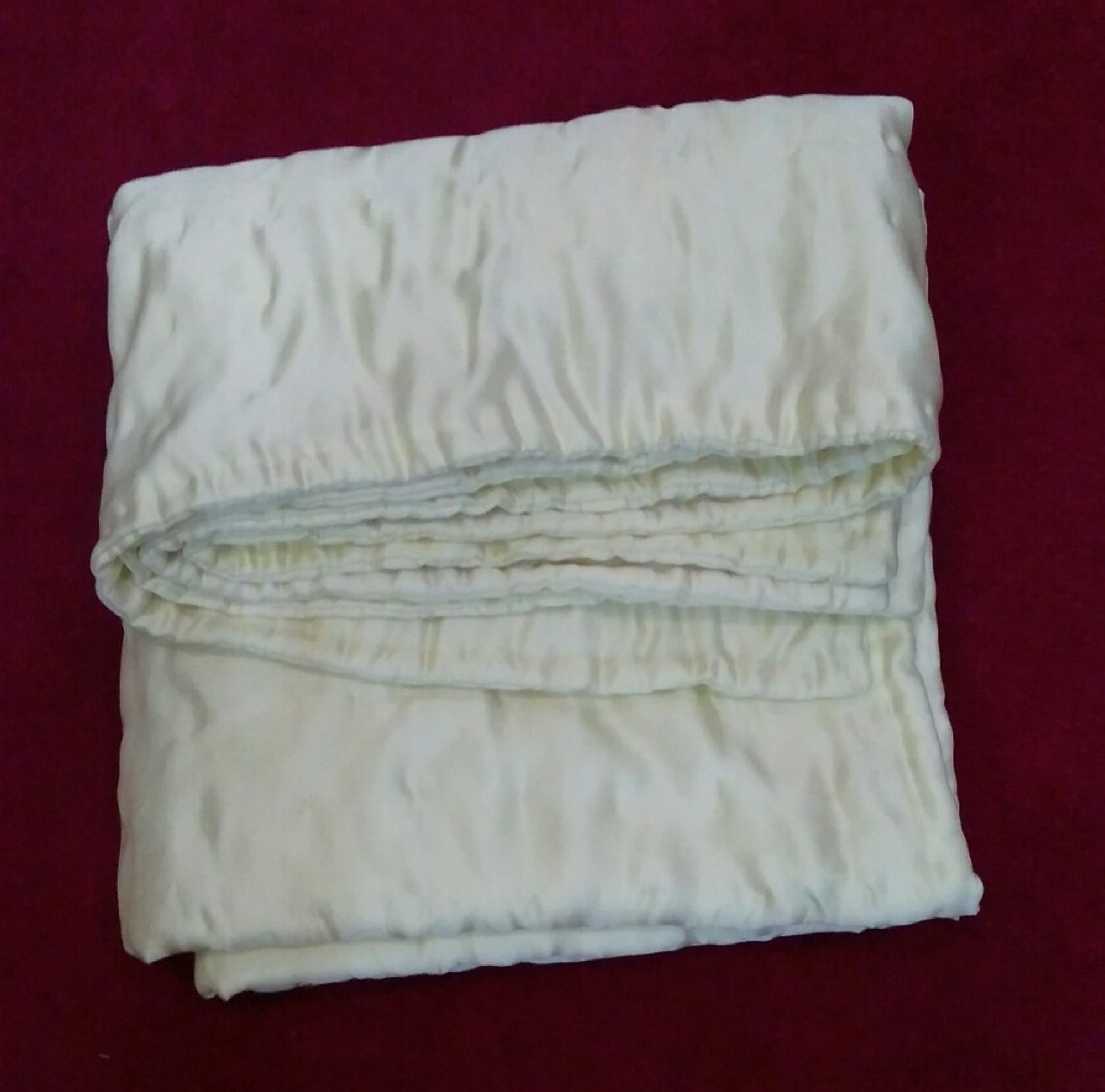 Mền chăn tơ tằm cho trẻ em 100% từ sợi tơ tằm thiên nhiên - kháng khuẩn và thoáng khí - tốt cho sức khỏe bé yêu