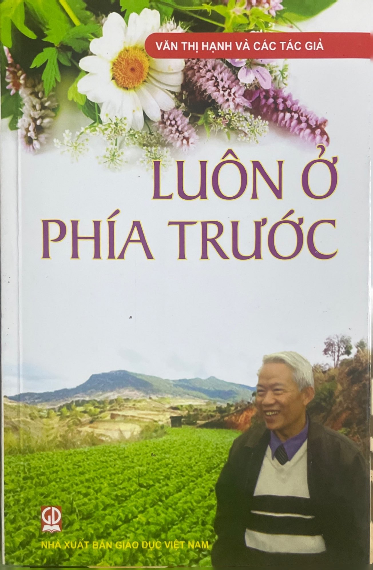 Luôn Ở Phía Trước