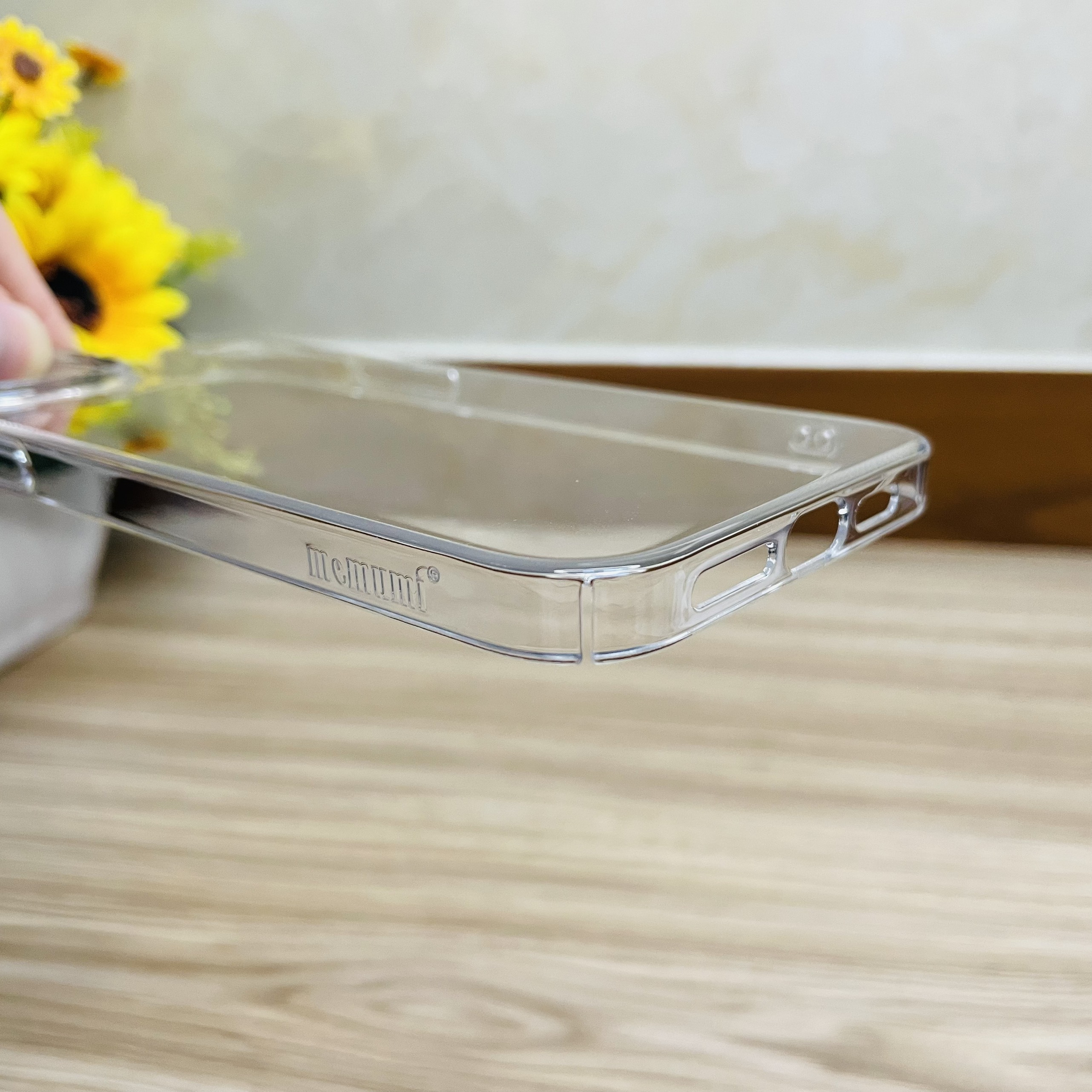 Ốp lưng dành cho iPhone 14 Plus Memumi trong suốt không ố vàng- Hàng chính hãng