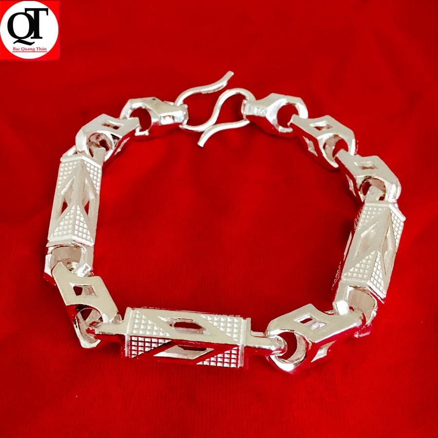 Vòng tay nam Bạc Quang Thản kiểu lắc mềm mắt tròn độ dài từ 18-20cm chất liệu bạc ta không xi mạ.