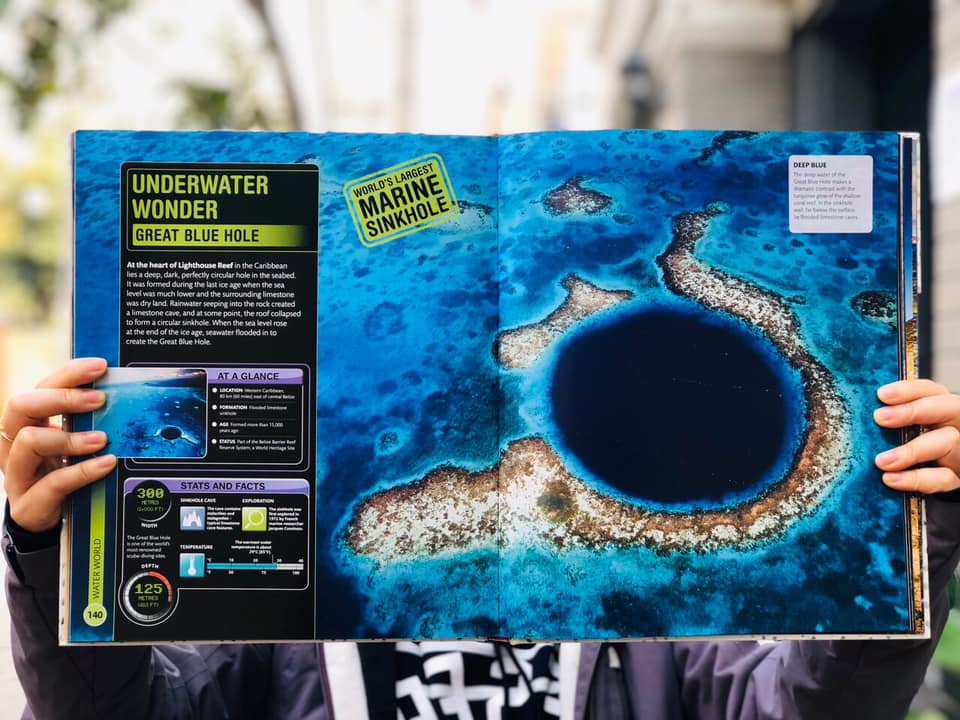 Sách Bản Quyền - Super Earth - Khám Phá Sức Mạnh Vượt Trội Của Thế Giới Xung Quanh Chúng Ta Với Super Earth Với Phiên Bản Cực Độc Lạ Cho Các Con - Á Châu Books, Bìa Cứng, In Màu