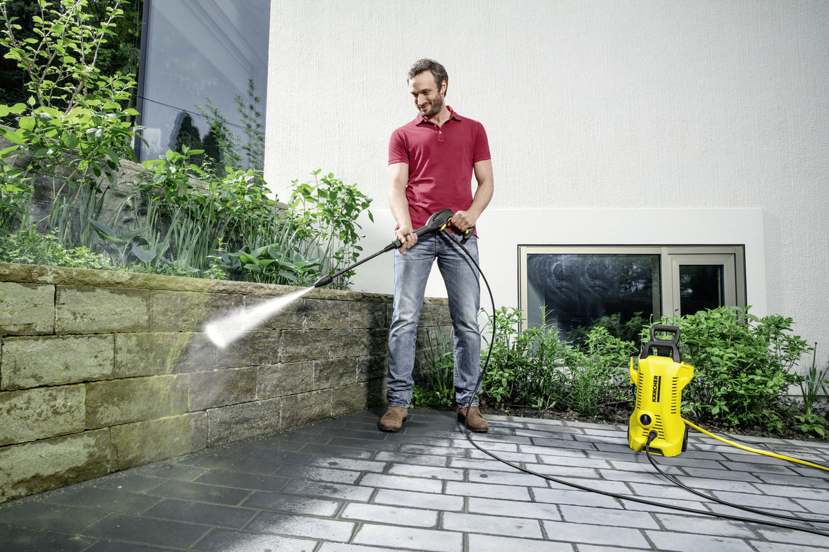 Combo Máy phun rửa áp lực cao Karcher K 2 Premium Full Control và dây cấp nước 1.5m