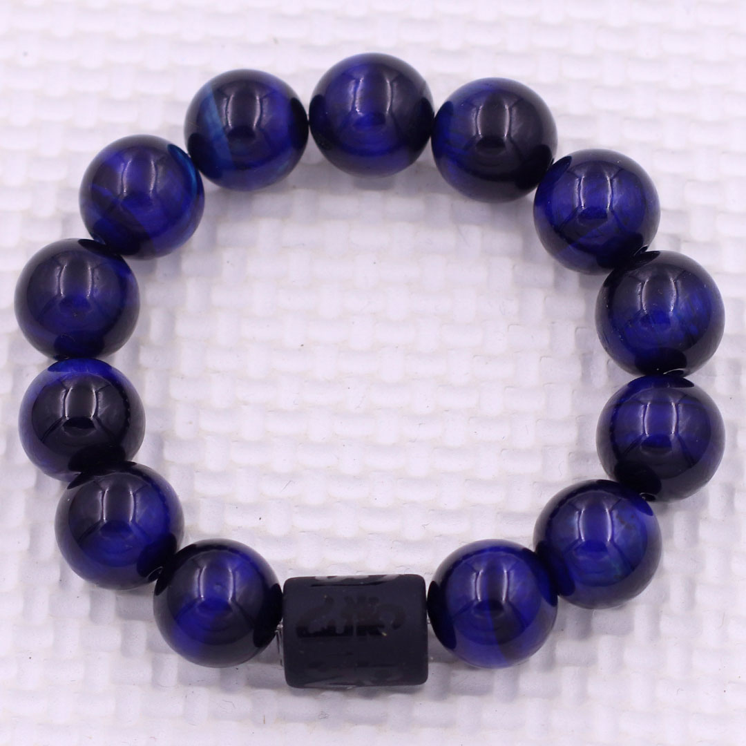 Vòng chuỗi đeo tay đá mắt hổ xanh đen charm lục tự Đại minh chân ngôn, 10 ly, Om Mani Padme Hūm, Chân ngôn Lục tự