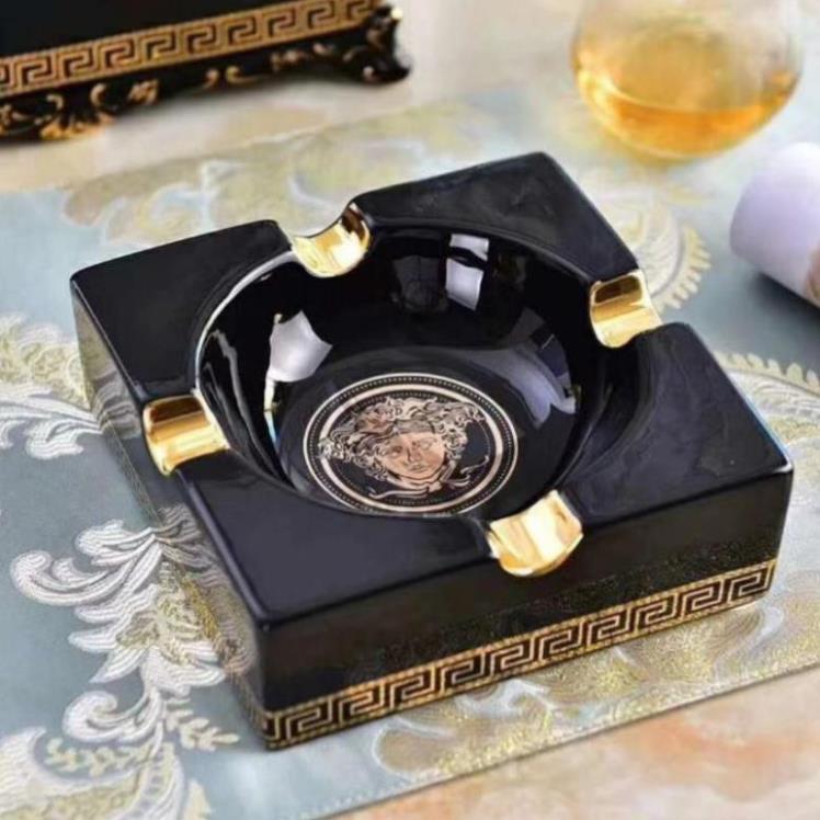 Gạt tàn thuốc lá sứ Versace đen trắng cao cấp