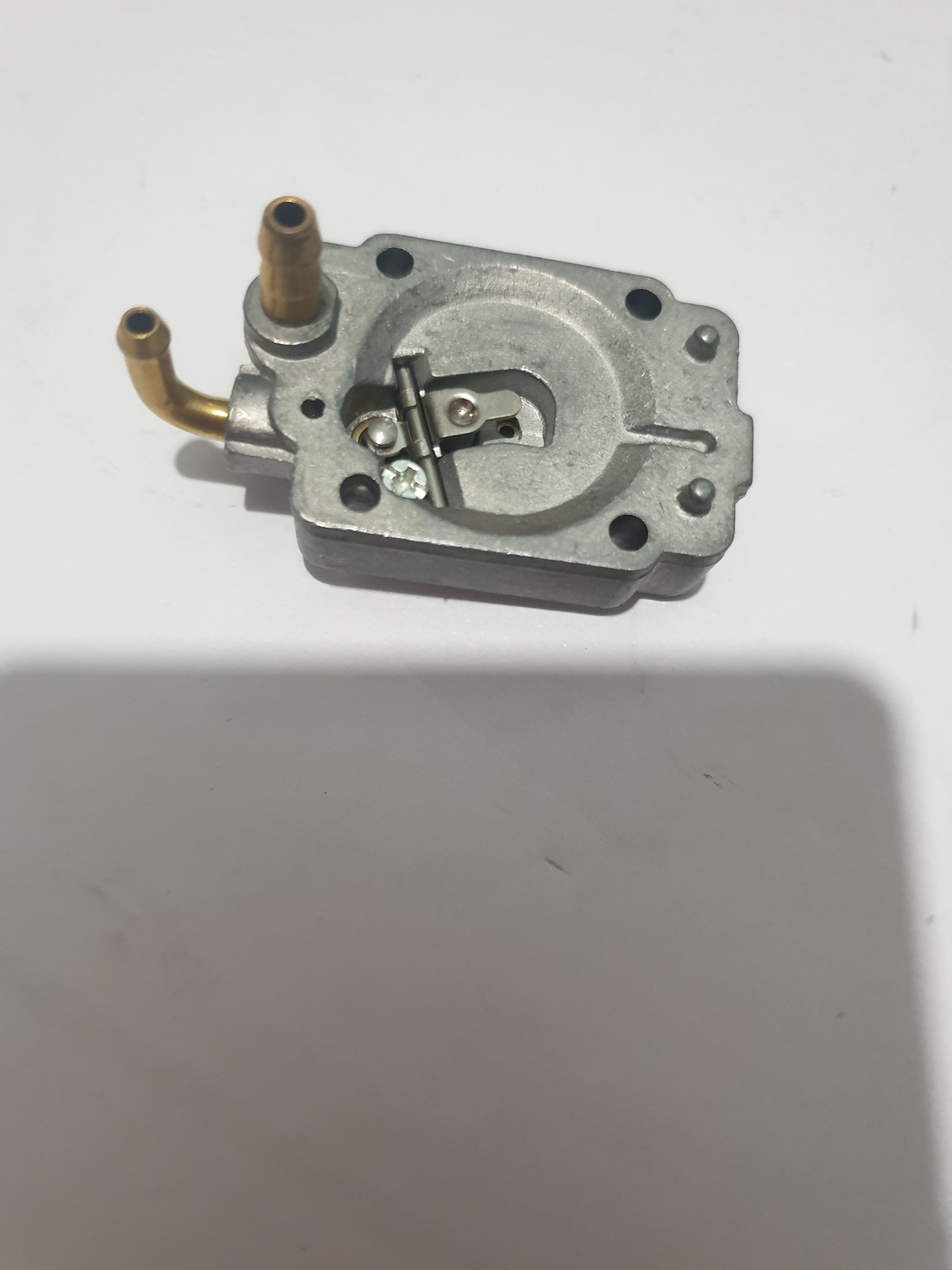 THỚT CHẾ BÌNH XĂNG CON MÁY CẮT CỎ 2 THÌ 260/330/430/143