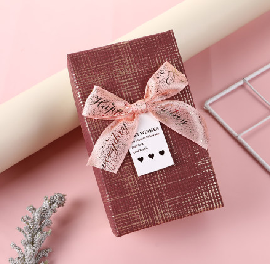 Hộp Quà Đỏ Đô Nơ Ruy Băng Kim Tuyến 14*8*5 cm