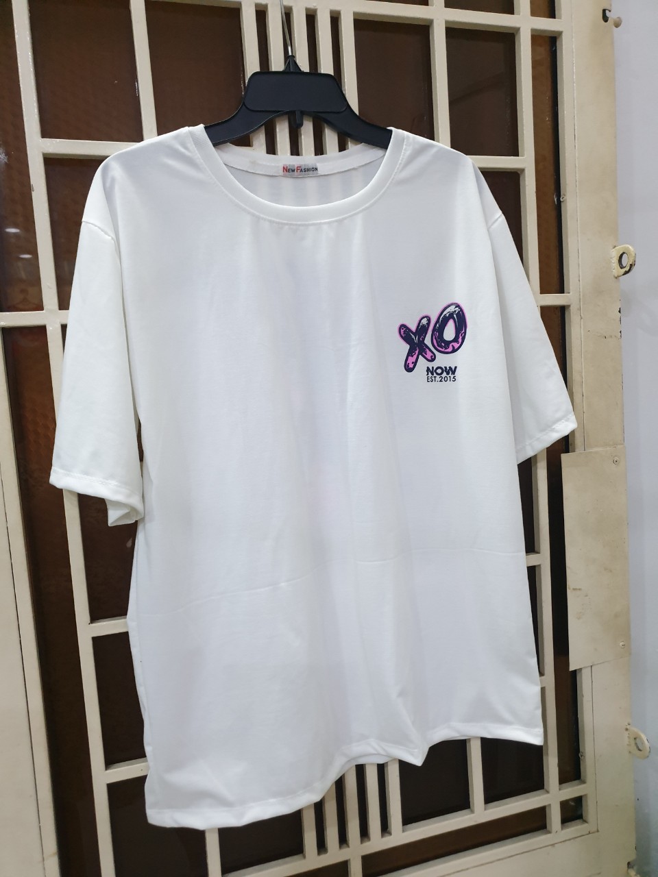 ÁO THUN UNISEX NAM NỮ form rộng tay lỡ XOXO- Free size 40-70kg -Dành cho cả Nam và Nữ - LEE'S