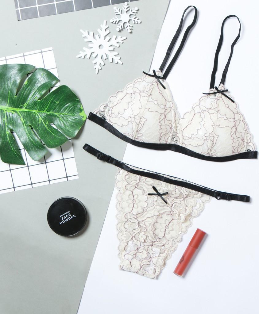 Bộ nội y ren bralette phong cách Vintage màu trắng B012