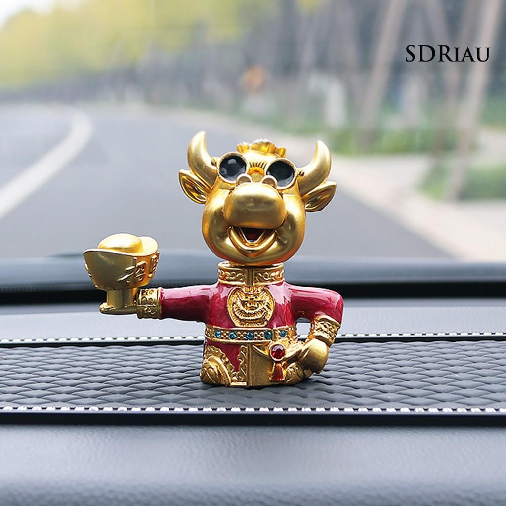 Mô Hình Con Bò Mini Chạy Bằng Năng Lượng Mặt Trời Trang Trí Xe Hơi / Nhà Cửa