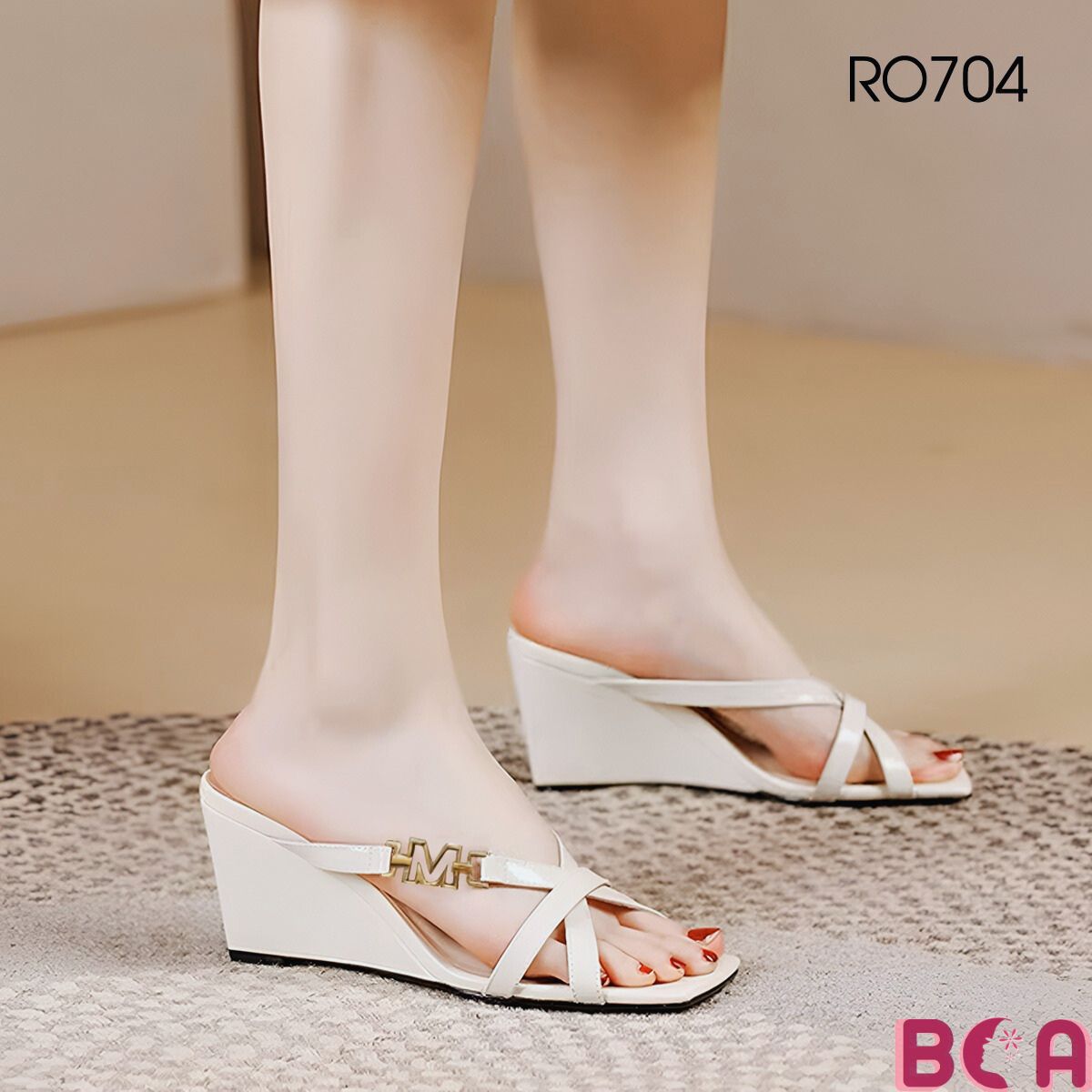 Giày Đế Xuồng Hở Mũi Nữ 7cm RO704 ROSATA tại BCASHOP Kiểu Dáng Sandal Thanh Lịch, Kết Hợp Màu Sắc Hiện Đại Trẻ Trung