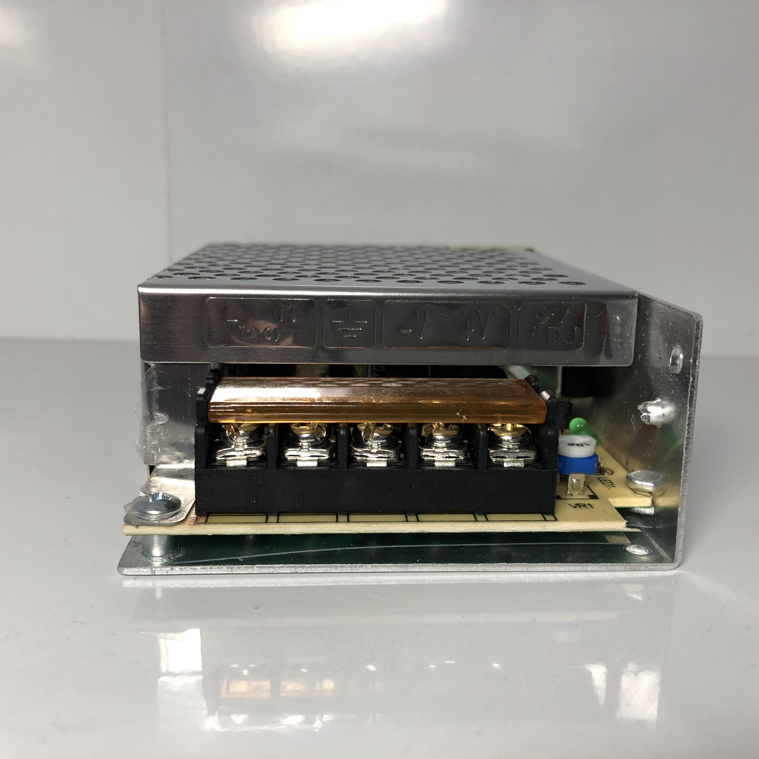 Nguồn Tổng tổ ong 12V 5A 24W