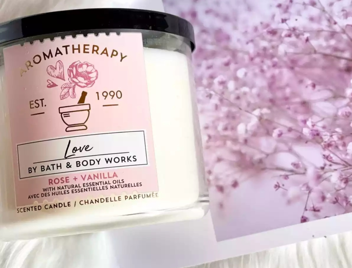 Nến thơm Bath and Body Works LOVE Rose Vanilla 3 bấc